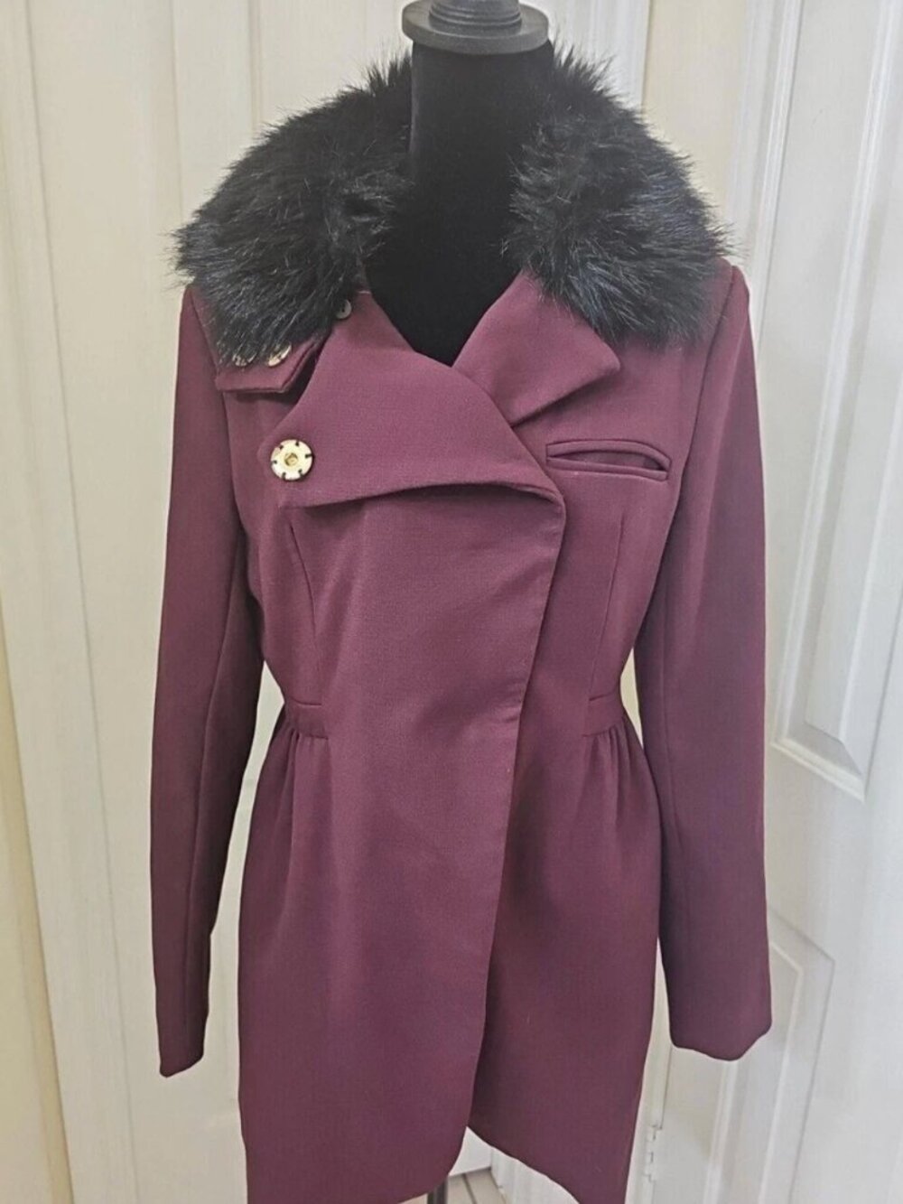 Bebe Faux Fur Collar Burgundy & Black Coat - Size L